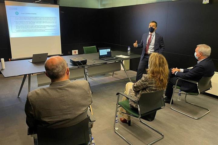 raquel sánchez señala que el gobierno de españa no va a escatimar ni un solo recurso para hacer frente a la recuperación de la palma