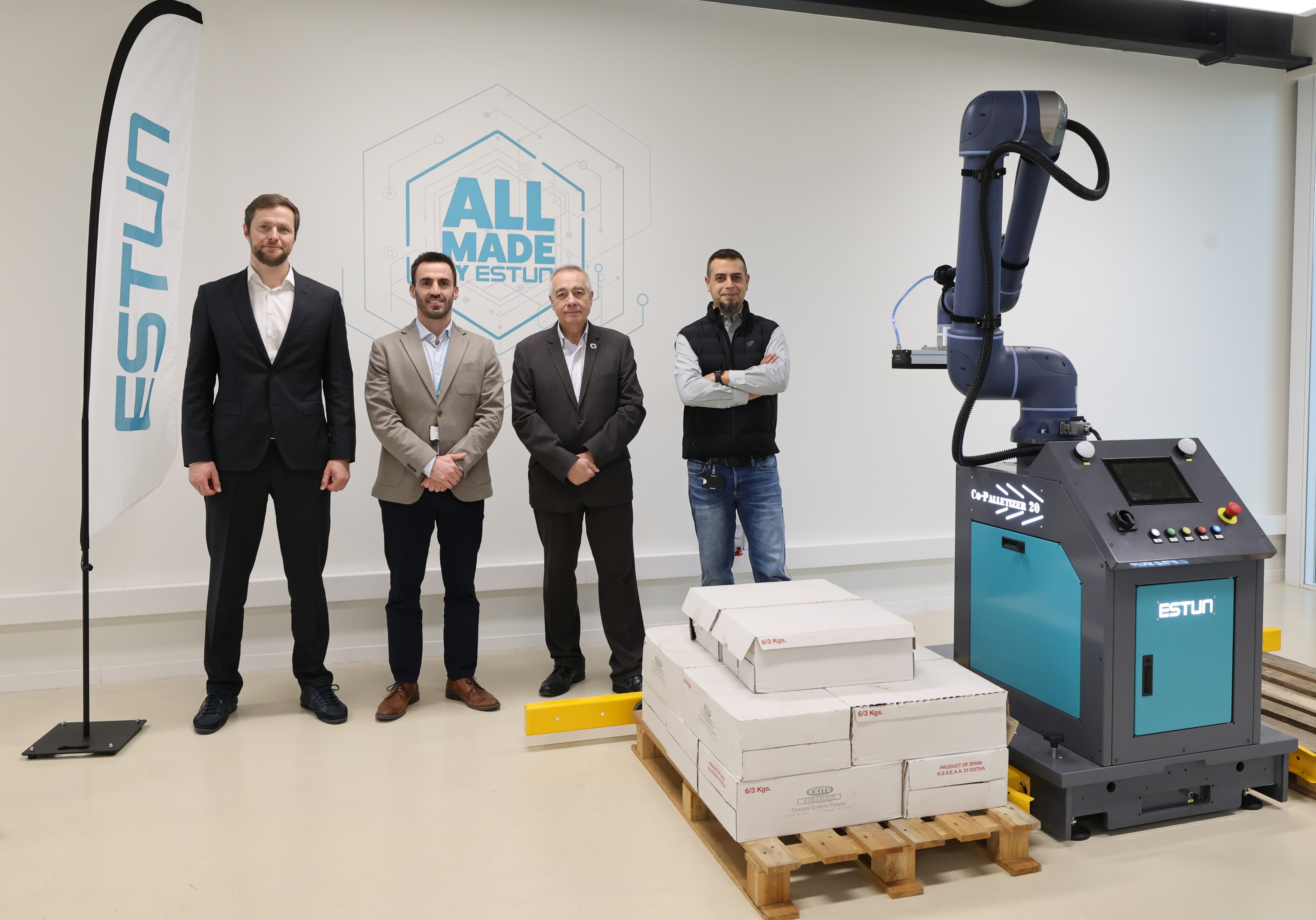 La robótica industrial china entra por la puerta grande en Europa: Estun elige DFactory Barcelona como base estratégica en España