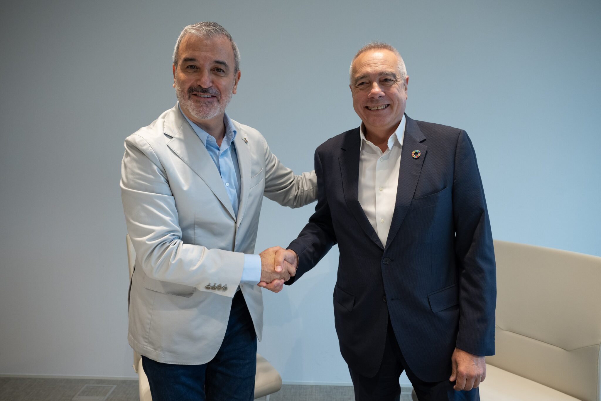 el alcalde de barcelona, jaume collboni, y el delegado especial del estado en el czfb, pere navarro