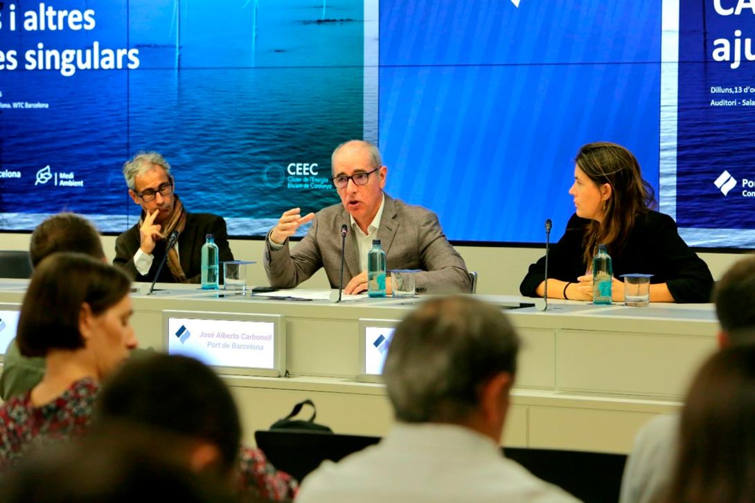 joaquim daura, presidente del clúster de la energía eficiente de catalunya; josé alberto carbonell, presidente del port de barcelona, y anna camp, directora del instituto catalán de energía.