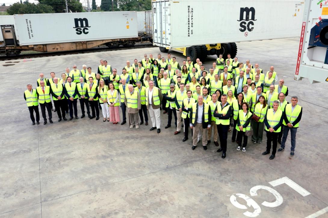 la inauguración de literatim ha reunido un amplio número de representantes institucionales.