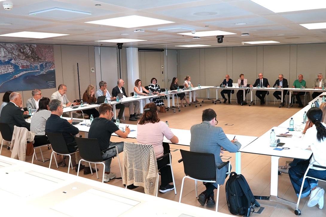 reunión del consejo para la sostenibilidad de los cruceros.