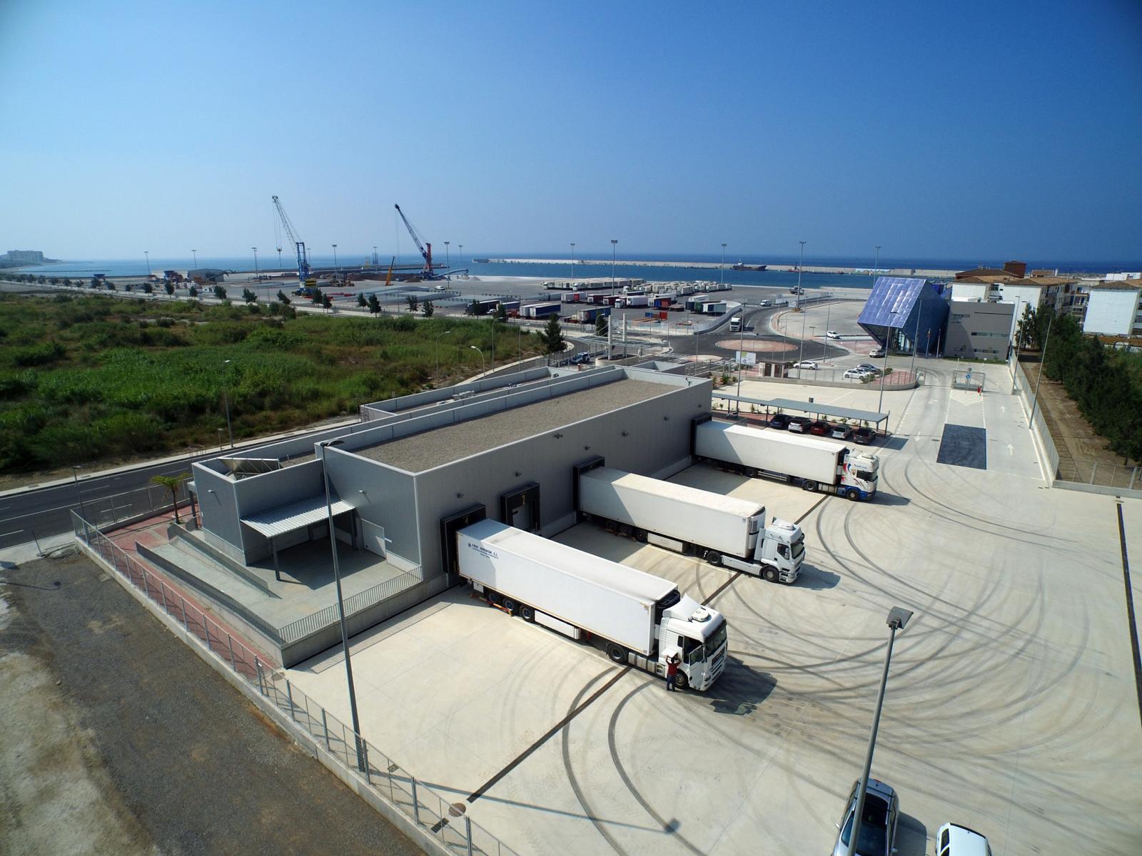 el puerto de motril aprueba la expansión del punto de control fronterizo para dar respuesta al incremento de inspectores y al aumento de los tráficos internacionales.