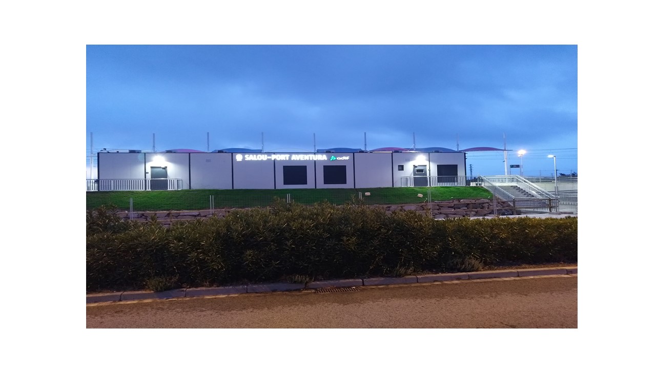 adif av pone en servicio la estación provisional de salou-port aventura (tarragona)