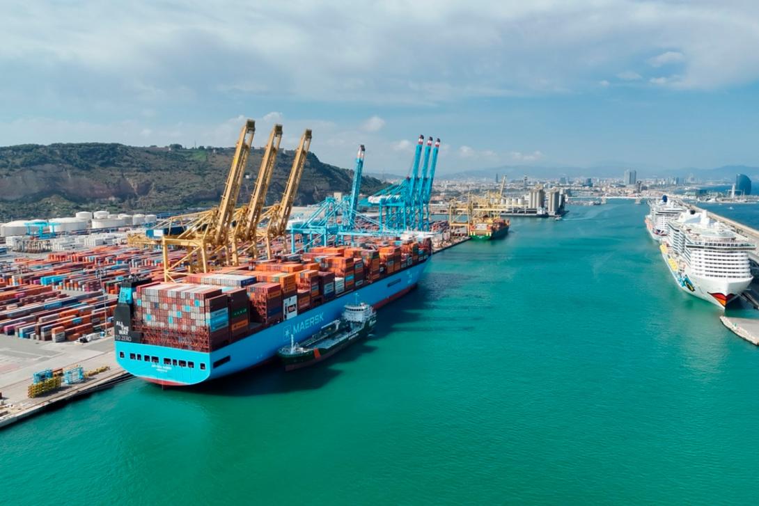 Repsol y Maersk realizan el primer suministro de bioetanol a un barco en el Port de Barcelona
