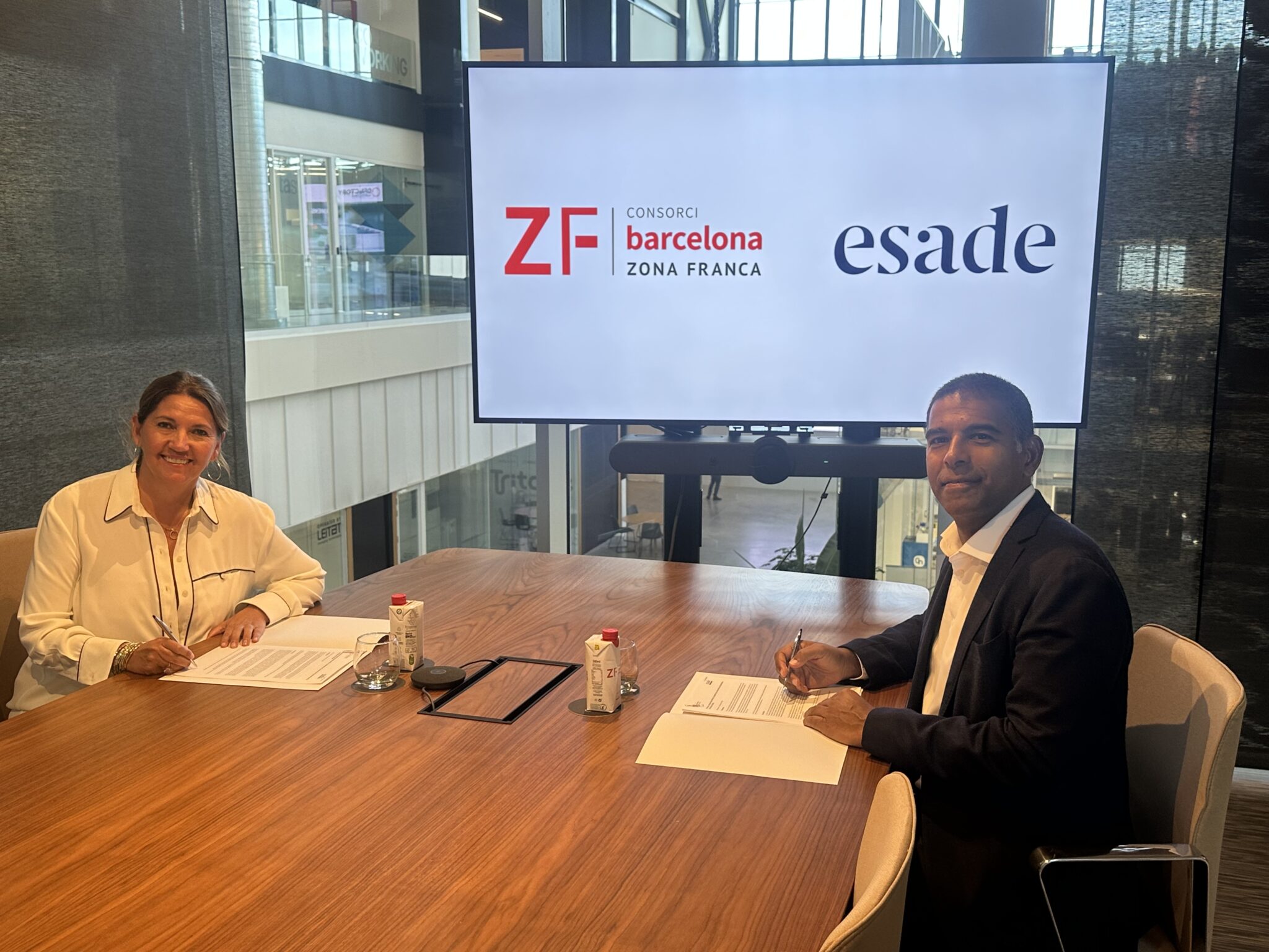 czfb y esade activan una alianza estratégica para acelerar la nueva industria desde dfactory barcelona