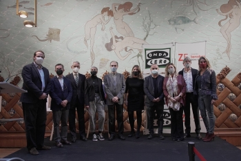 el consorci de la zona franca de barcelona y onda cero reconocen la labor de aadas y la fundació paliaclínic