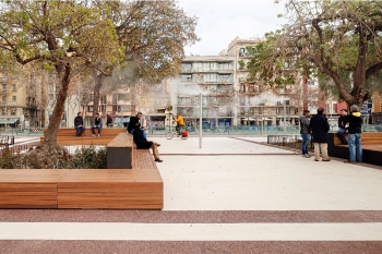 illes del port de barcelona