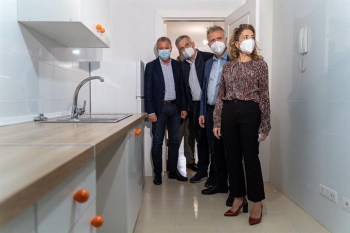 raquel sánchez visita las primeras viviendas para los damnificados por el volcán de la palma con colaboración del gobierno de españa