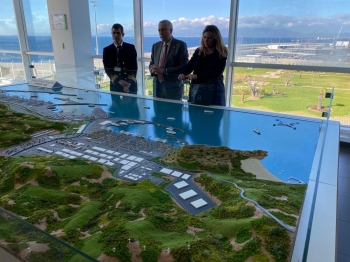 visita pere navarro y blanca sorigué al puerto de tanger