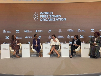 blanca sorigué en el congreso de zonas francas