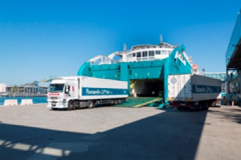 el tráfico total del port de barcelona se incrementa en un 8,4%