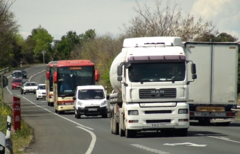 la nueva ley de seguridad vial exime finalmente a los camiones de llevar obligatoriamente alcoholímetro antiarranque hasta 2024