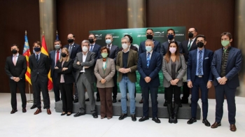 iberdrola impulsa una alianza para electrificar y descarbonizar el sector marítimo y portuario