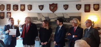 entrega del “lingote de plata de la logística” a jordi archs