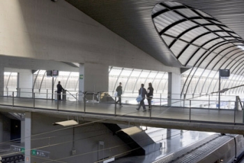 adif adjudica el mantenimiento integral de la estación de sevilla santa justa